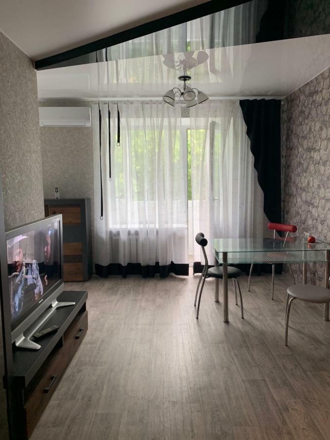 Пр.Поля 104 Апартаменты Dnipro Exterior photo
